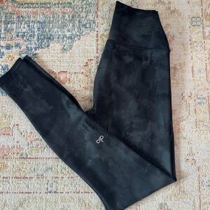 Alo High-Waist Vapor Leggings